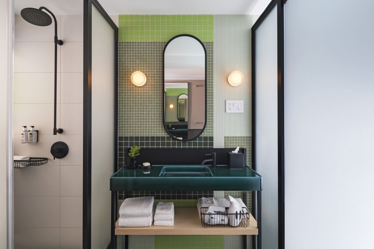 Bathroom vanity